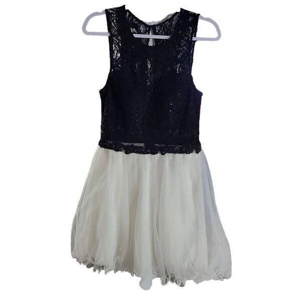 Speechless Dress, Gown NWT Party - Picture 4 of 10